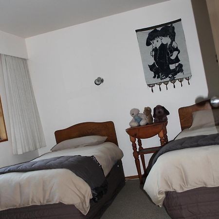 Bed and Breakfast Tui Hideaway Инверкаргилл Номер фото